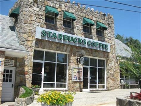 Starbucks near magic mountain
